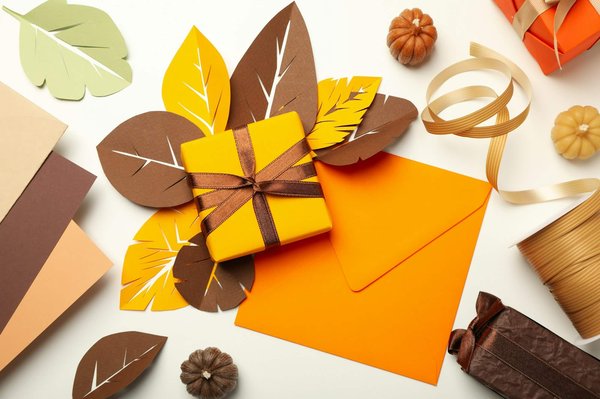 How Should UK Retailers Adjust Inventory Management for Seasonal Fluctuations?